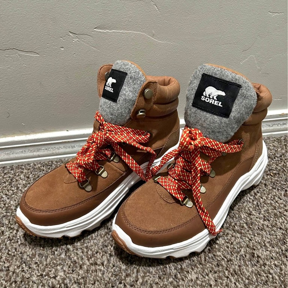Sorel kinetic conquest tawny/buff